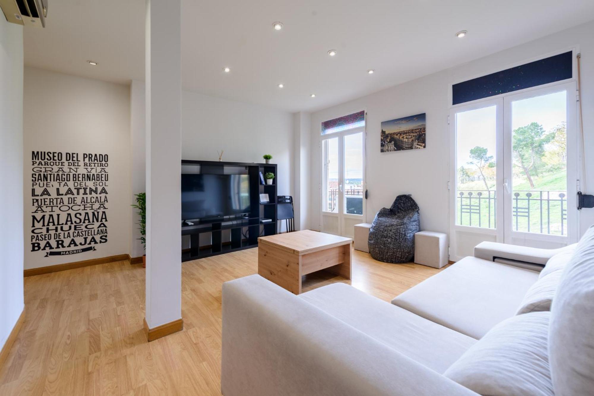 Apartament Amplio Piso En Madrid Centro Con Vistas Al Templo De Debod Zewnętrze zdjęcie